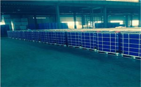 噸桶安裝工程現(xiàn)場