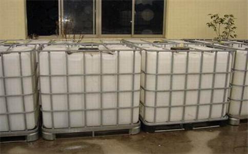 云南噸桶廠家教教您如何選擇適合自己的物流包裝噸桶