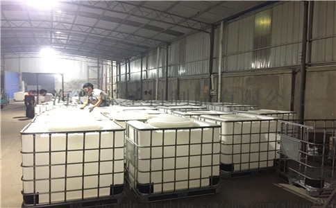 云南噸桶廠家教您如何選擇到真正實(shí)惠的化工桶產(chǎn)品